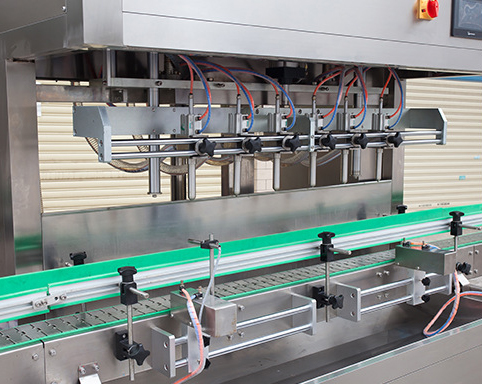 植物油灌裝機可算沒白等，品質(zhì)好良心價