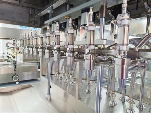 秋冬時(shí)節(jié)，記得這些食用油灌裝機(jī)的保養(yǎng)技巧不得了