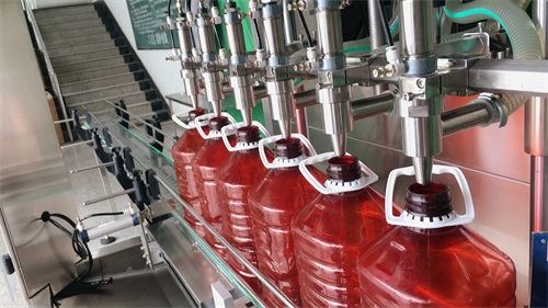 你的自動食用油灌裝機(jī)具備這些功能嗎？